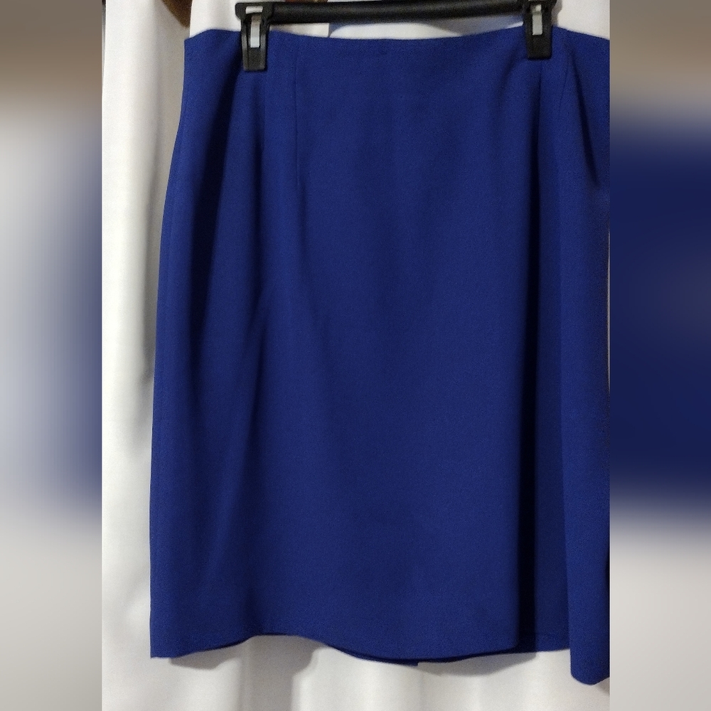 Jones New York Skirt